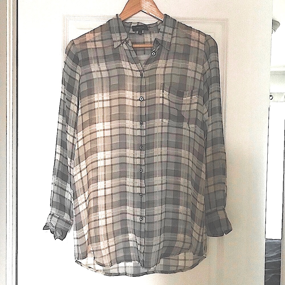 Babaton 100% silk Darien blouse